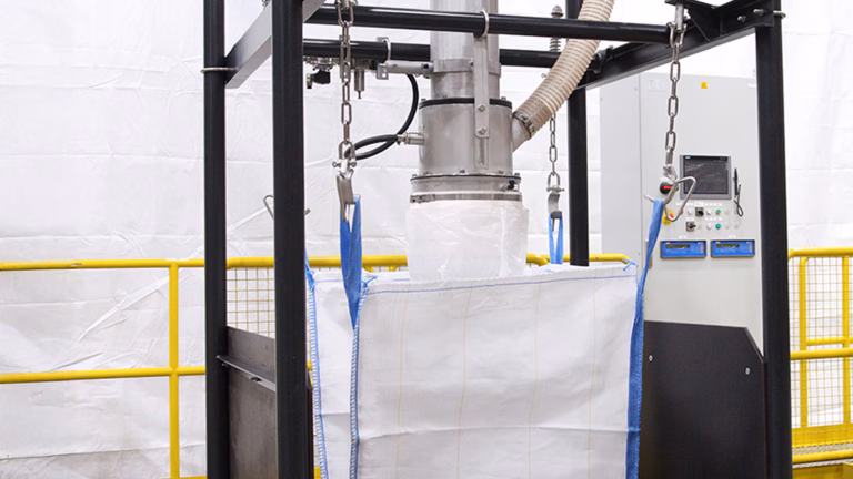 Big bag unloading and loading station