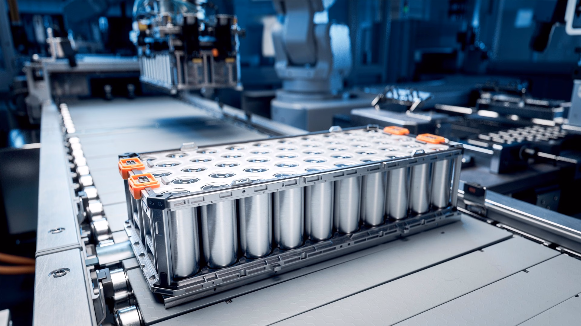Celdas de batería en una línea de producción automatizada